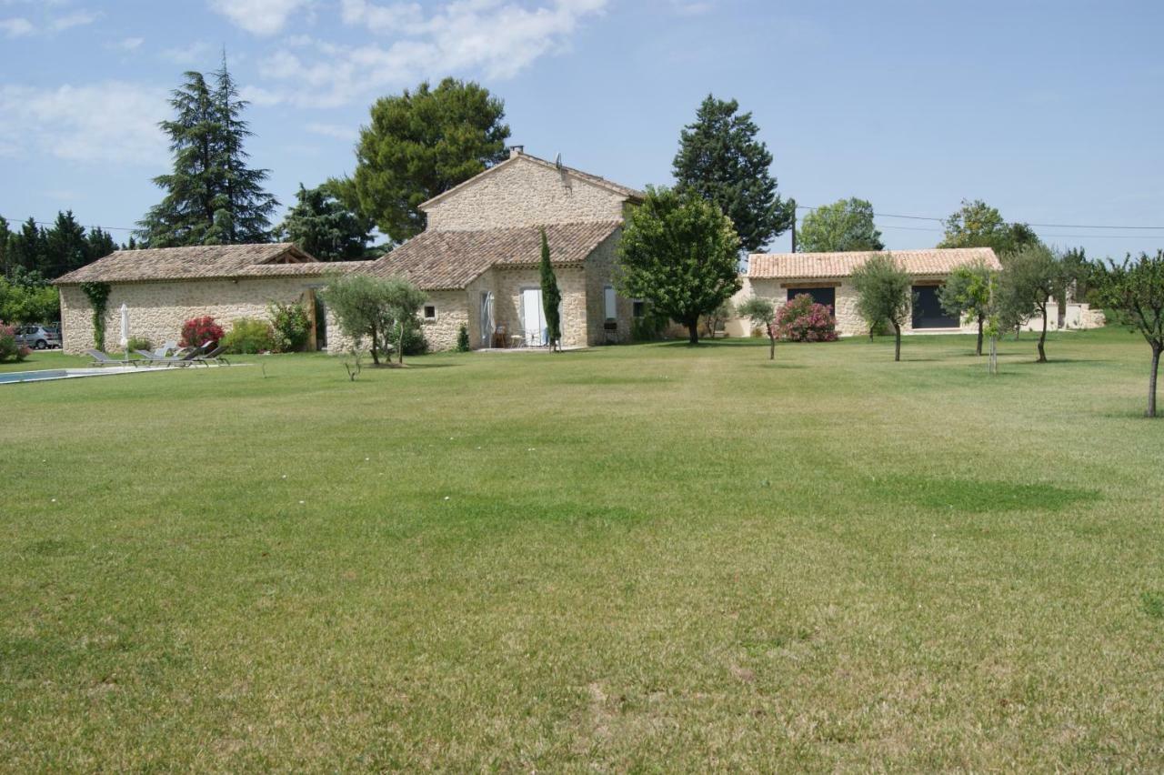 Gites Dans Mas En Pierres Robion en Luberon Exterior photo